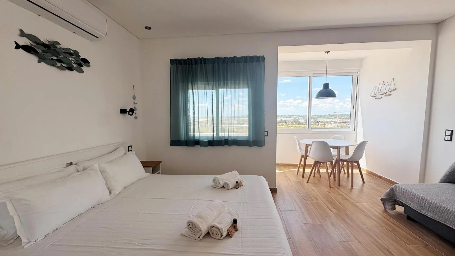 Studio On Alvor'S Beach By Amcf 0*, 알보르 포르투갈